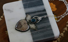Laden Sie das Bild in den Galerie-Viewer, Halskette aus Sterlingsilber mit Jaspis und blauem Apatit
