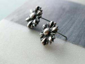Fine Silver Flower Stud Earrings